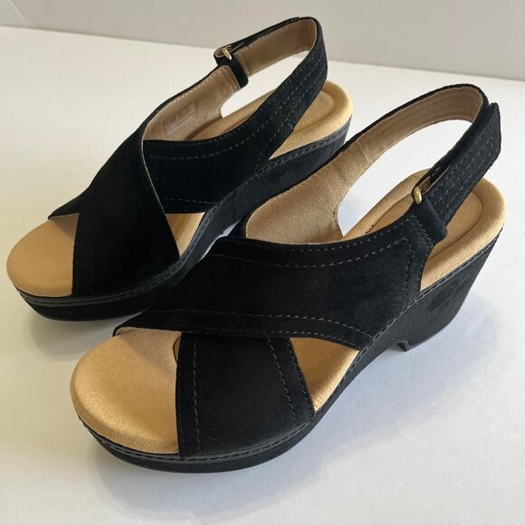 Clarks Comfort Giselle Cove Platform Wedge Suede Slingback Sandal in Blk/Blk 6 - Picture 12 of 16